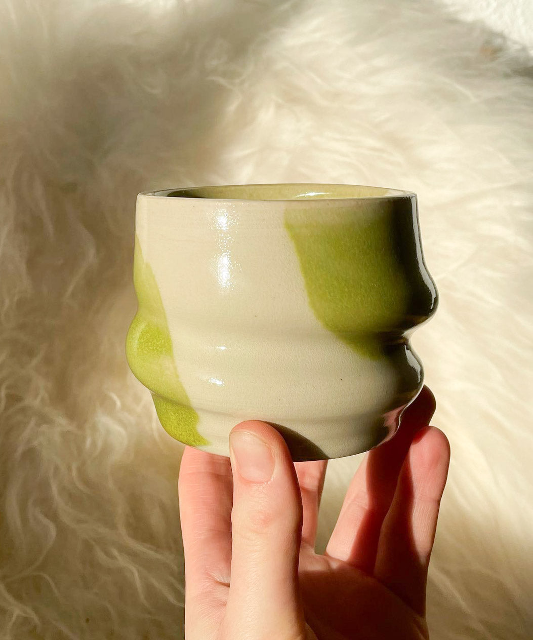 Madam Grøn | Håndlavet Keramik Kop | Kerama 3